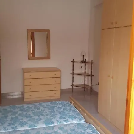 Daire Via Rombes Roccalumera